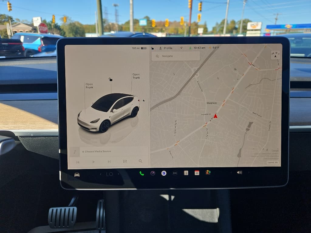 2023 Tesla Model Y view 12