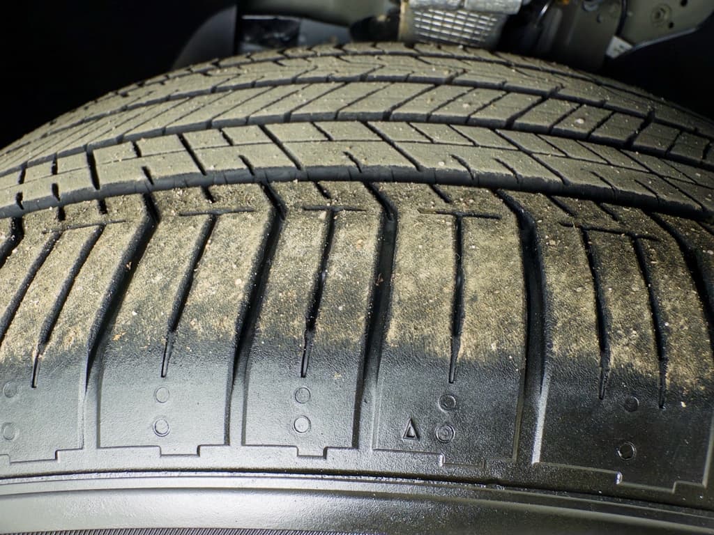 2025 Tesla Model 3 view 37