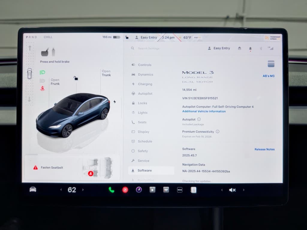 2025 Tesla Model 3 view 10