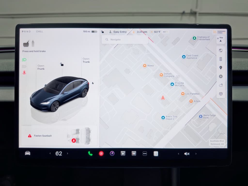 2025 Tesla Model 3 view 12