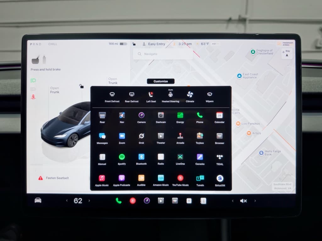 2025 Tesla Model 3 view 13