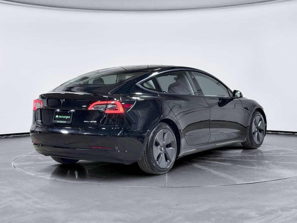 2021 Tesla Model 3 view 3