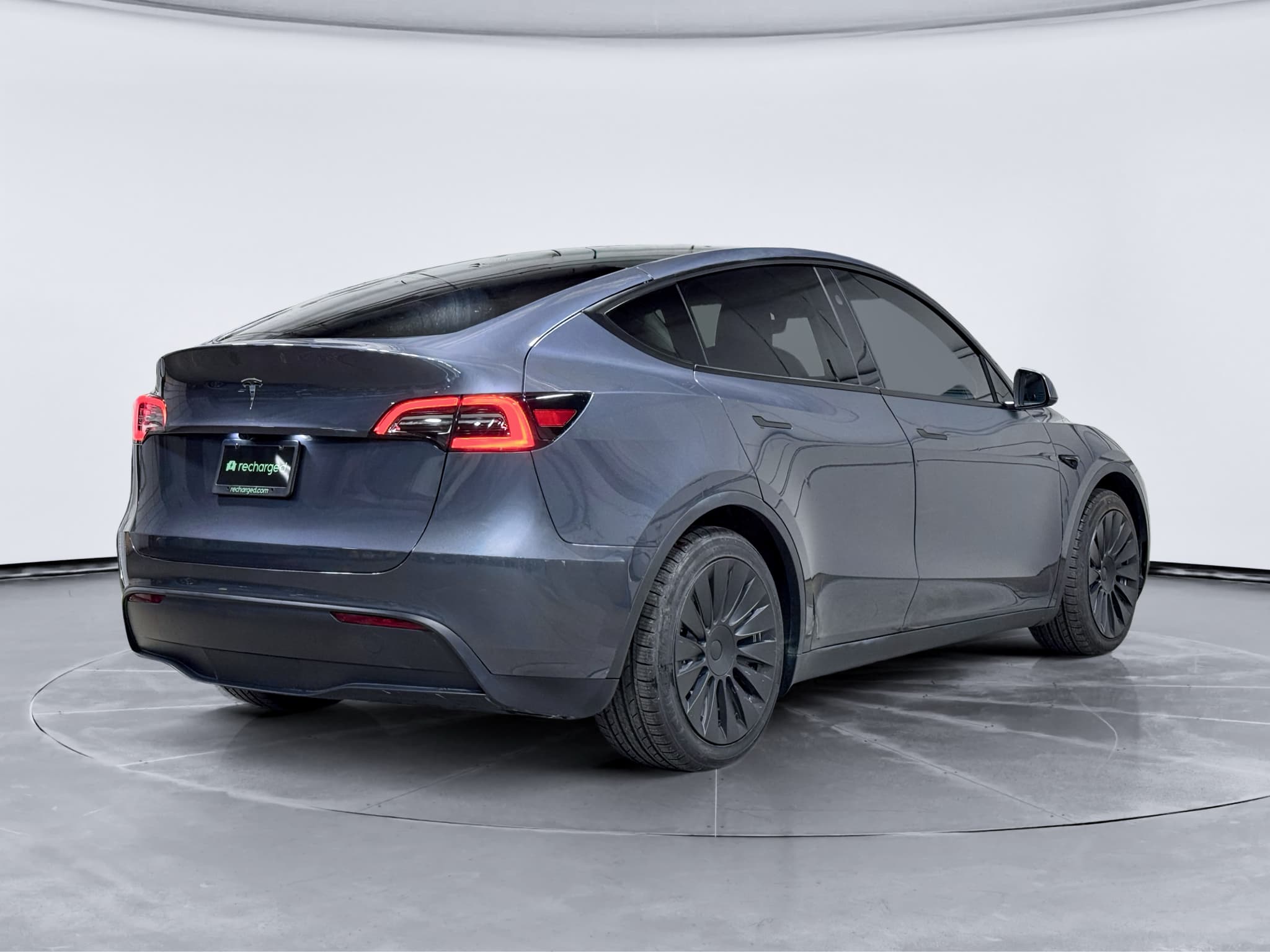2023 Tesla Model Y view 3