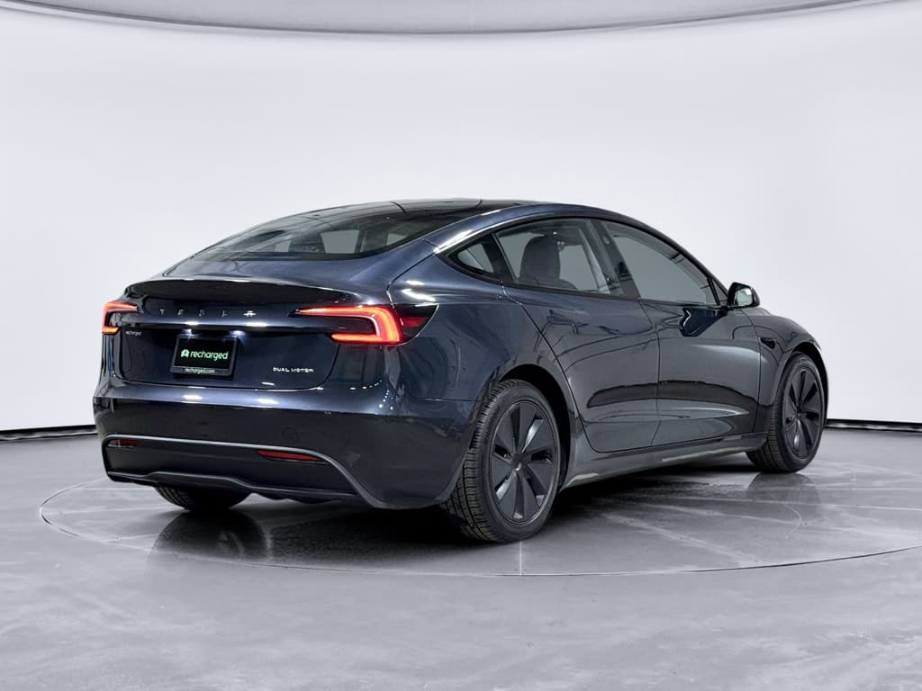 2025 Tesla Model 3 view 3