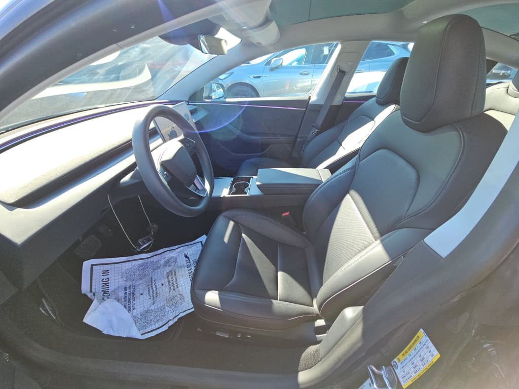 2025 Tesla Model 3 view 5