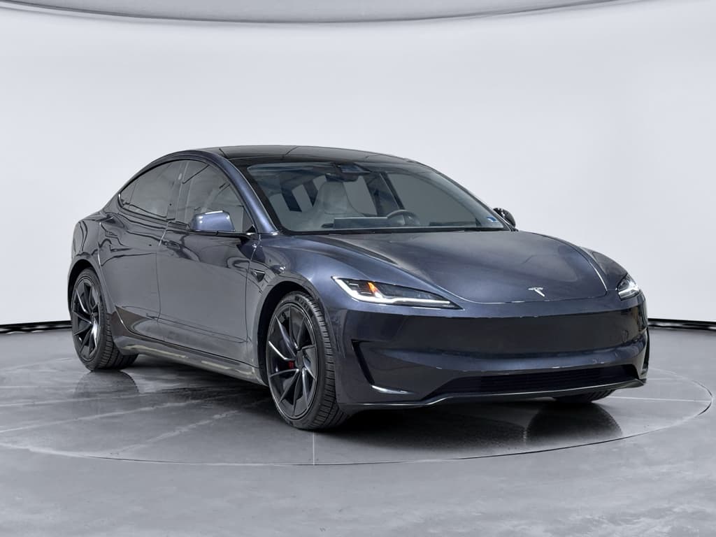 2025 Tesla Model 3 view 4