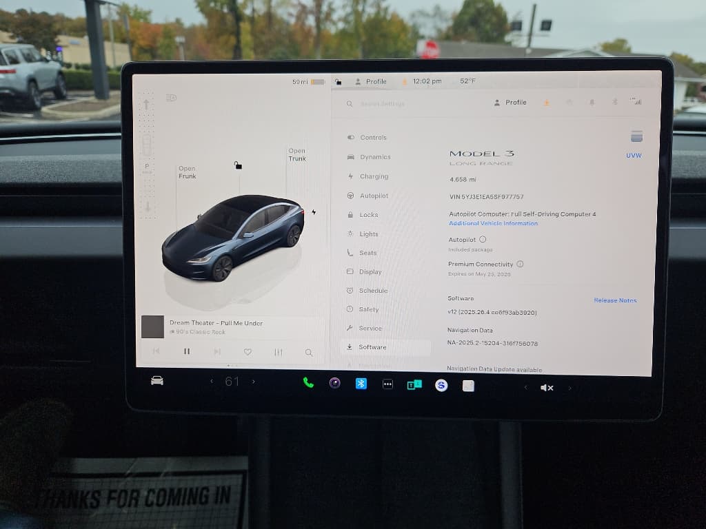 2025 Tesla Model 3 view 10