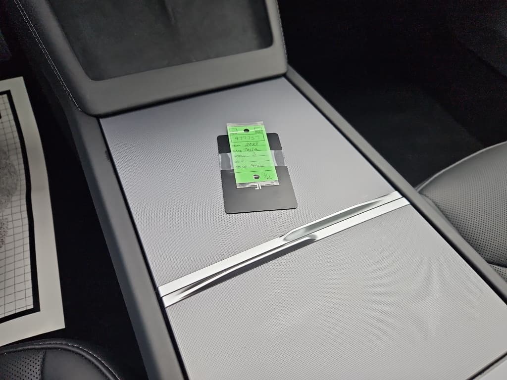 2025 Tesla Model 3 view 20