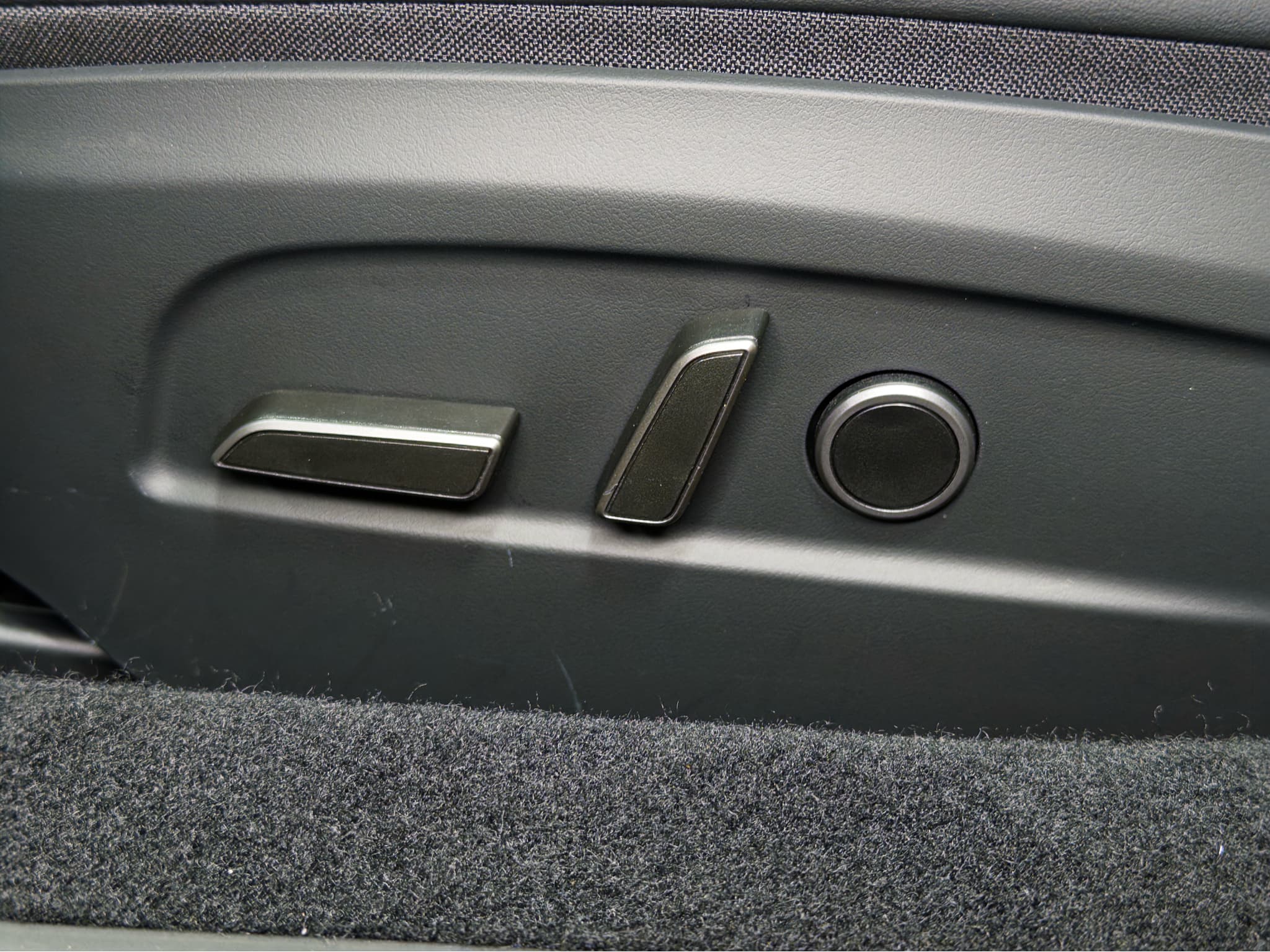 2025 Tesla Model 3 view 6