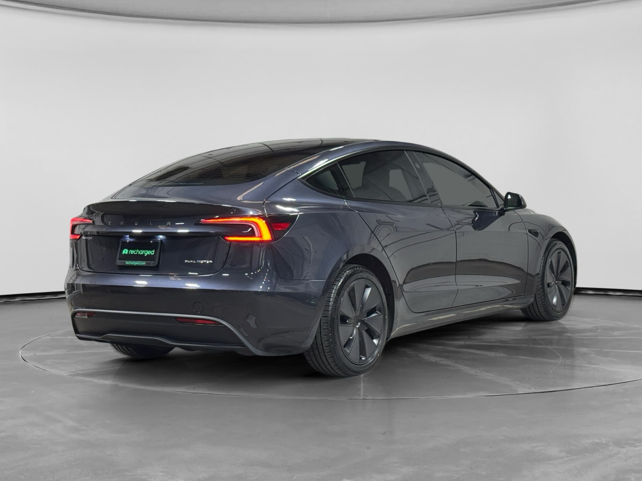 2025 Tesla Model 3 view 3
