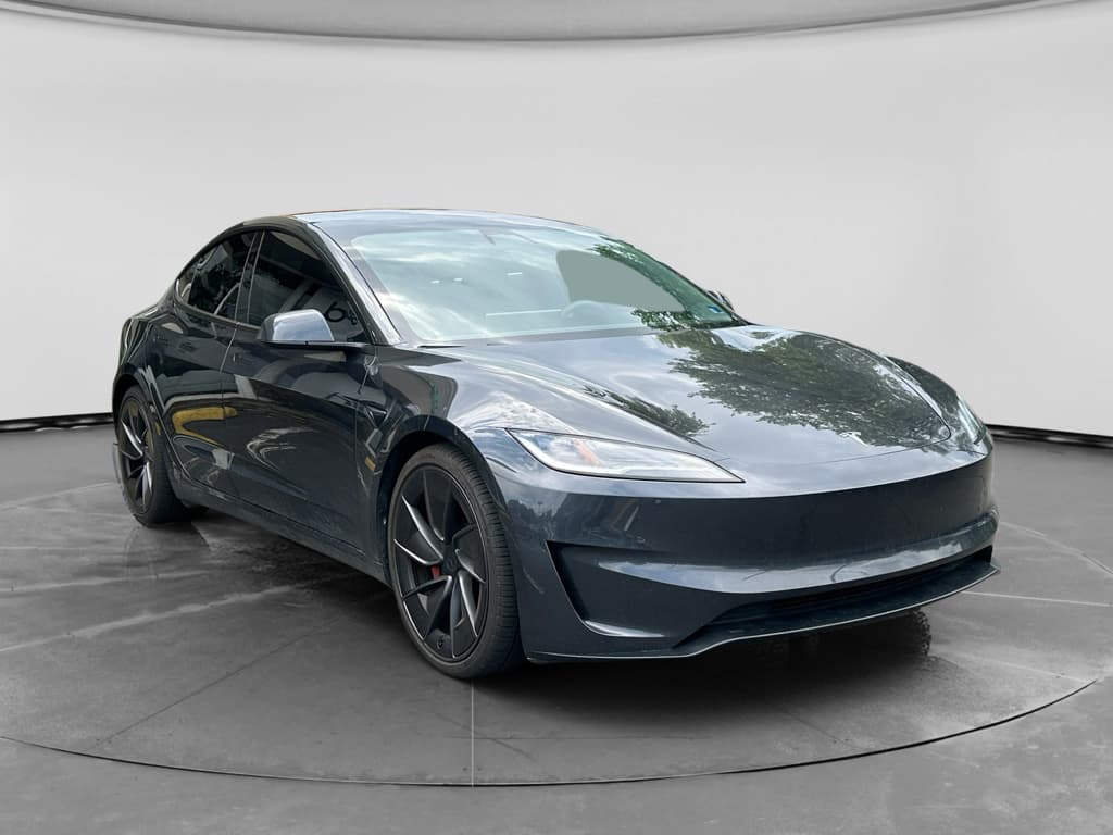 2025 Tesla Model 3 view 3
