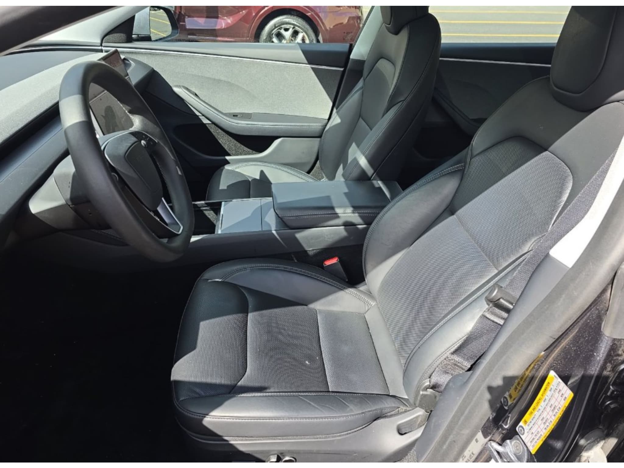 2025 Tesla Model 3 view 6