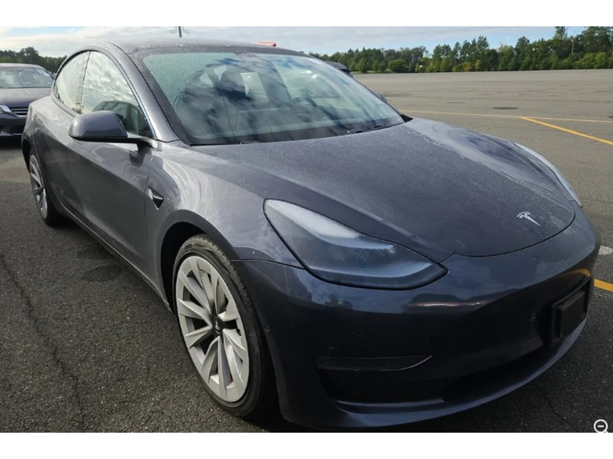 2021 Tesla Model 3 view 4