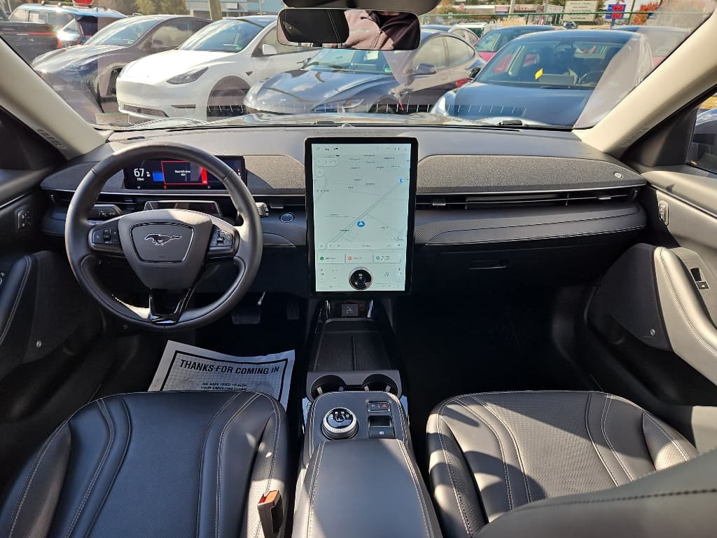 2021 Ford Mustang Mach-E view 16