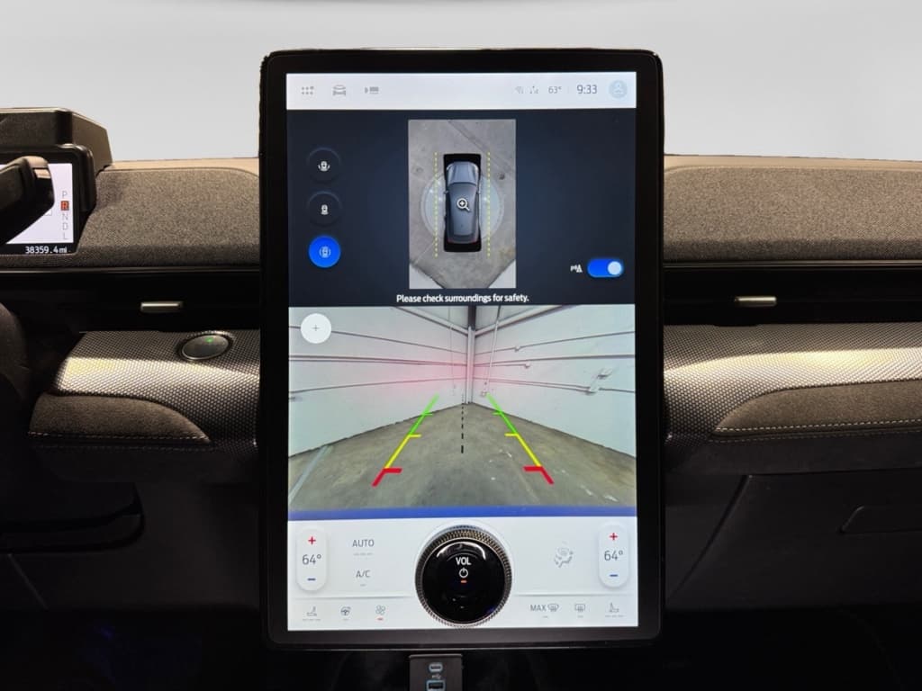 2022 Ford Mustang Mach-E view 15