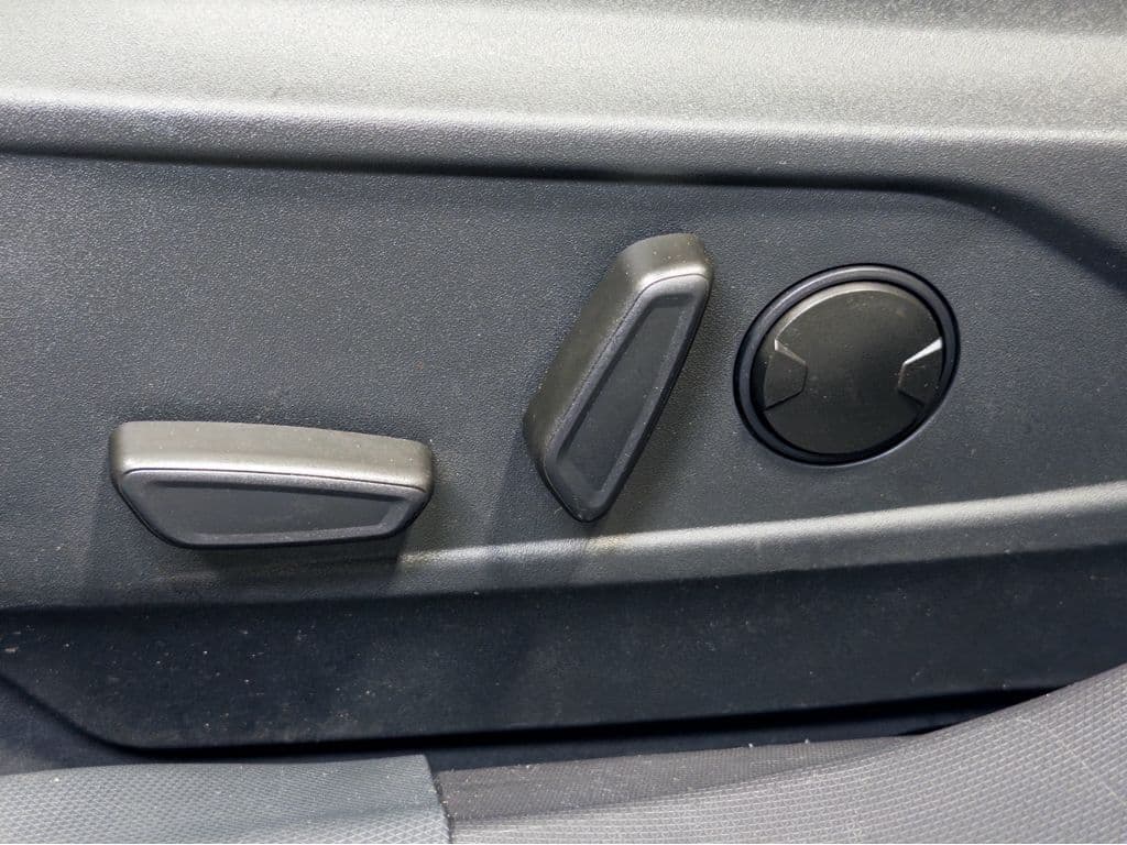 2022 Ford Mustang Mach-E view 7