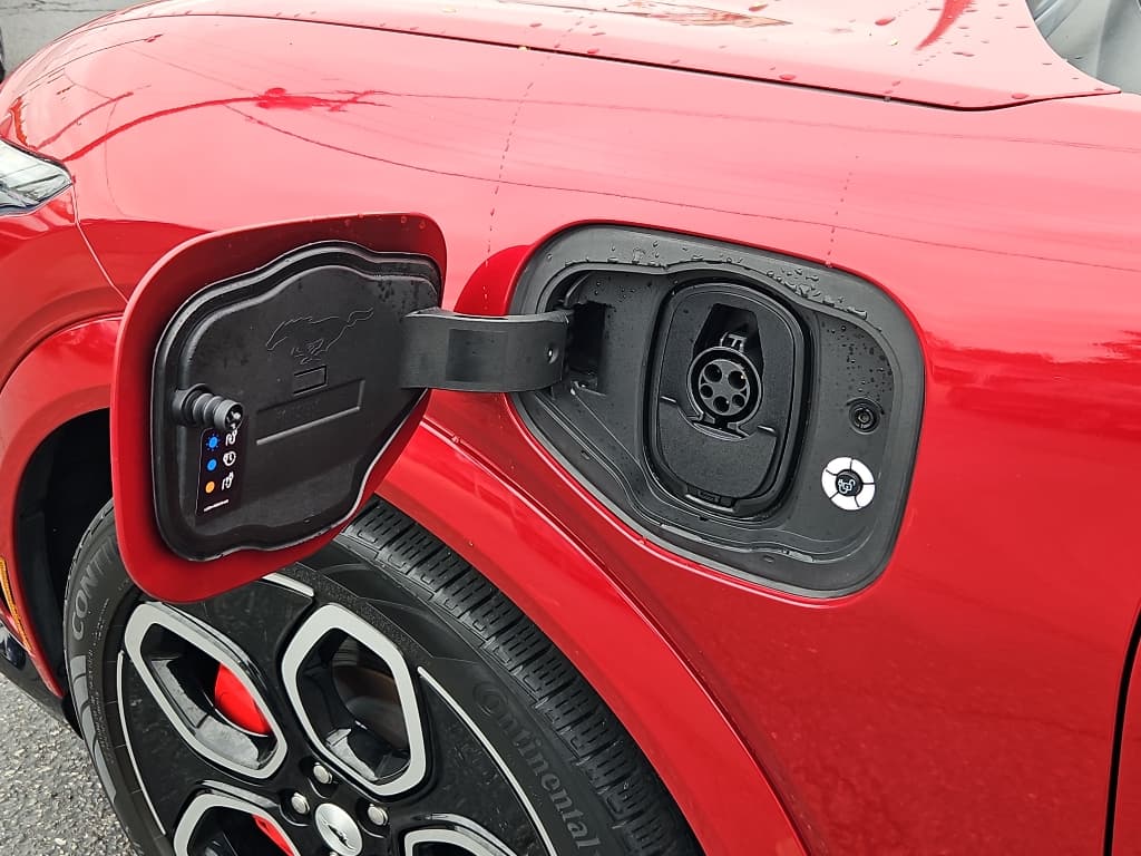 2022 Ford Mustang Mach-E view 5