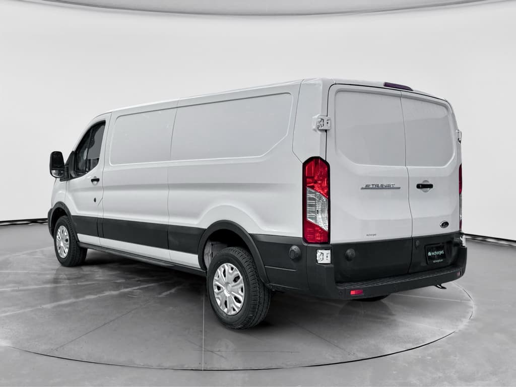 2024 Ford E-Transit view 2