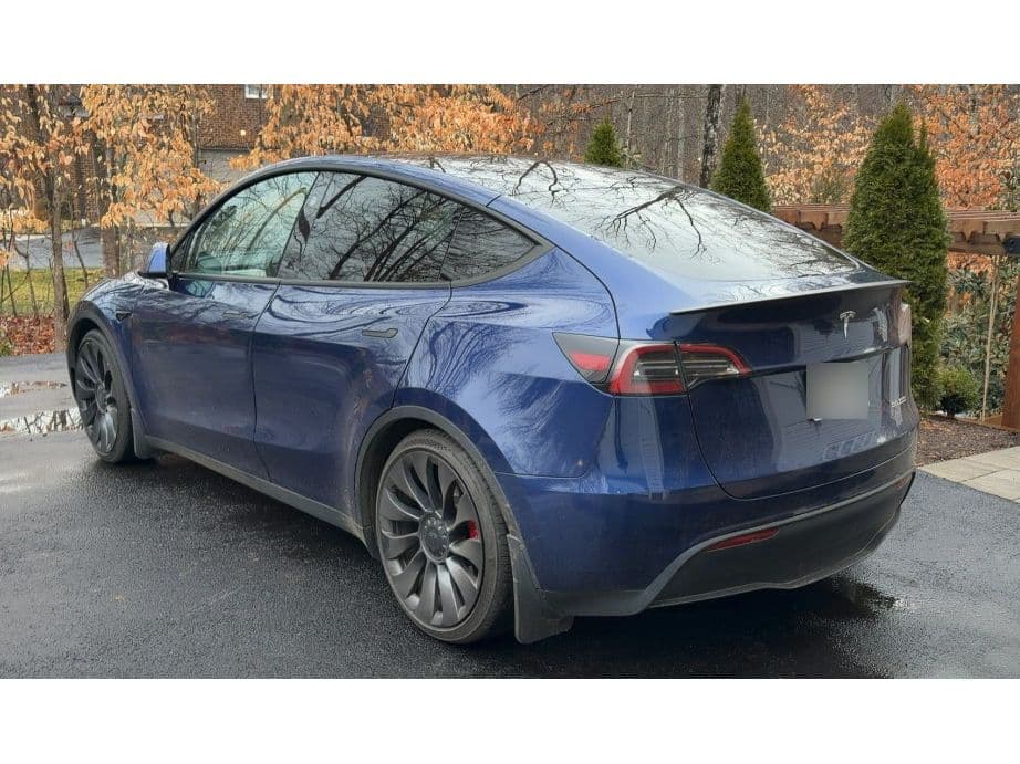2023 Tesla Model Y view 5