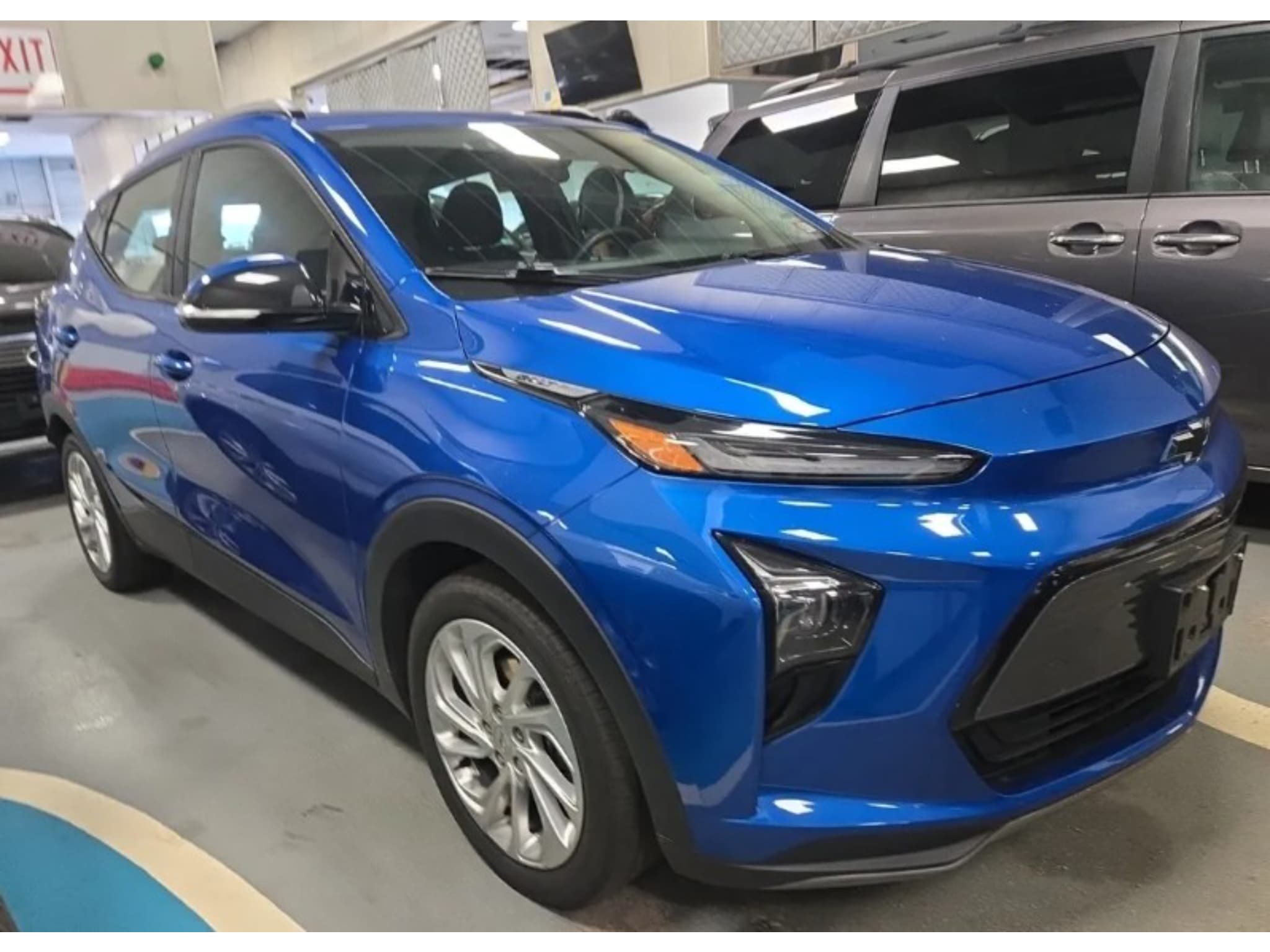 2023 Chevrolet Bolt EUV view 2
