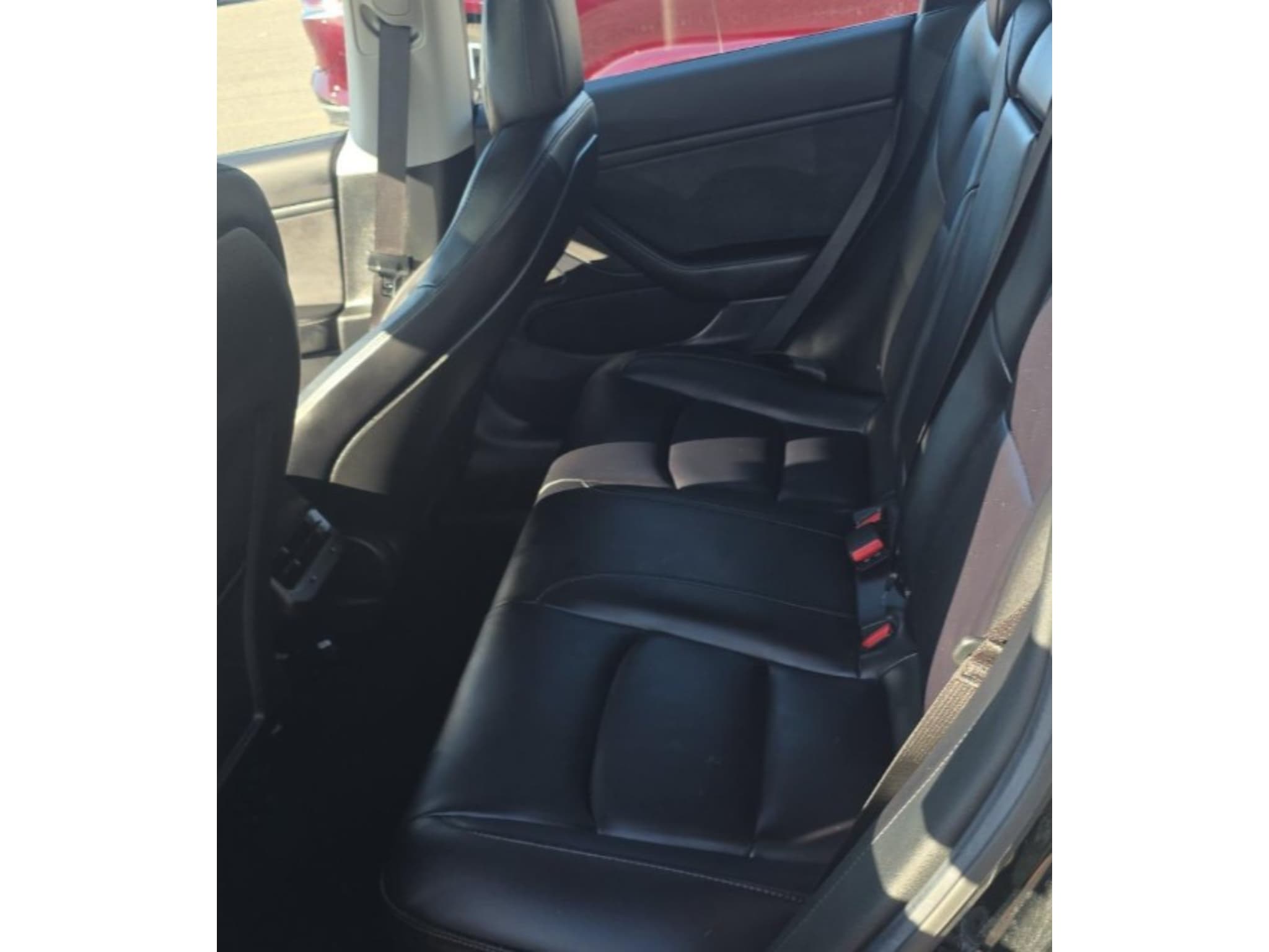 2018 Tesla Model 3 view 6