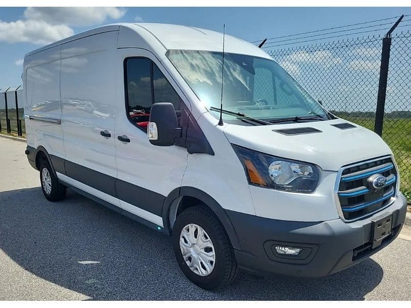 2023 Ford E-Transit view 2