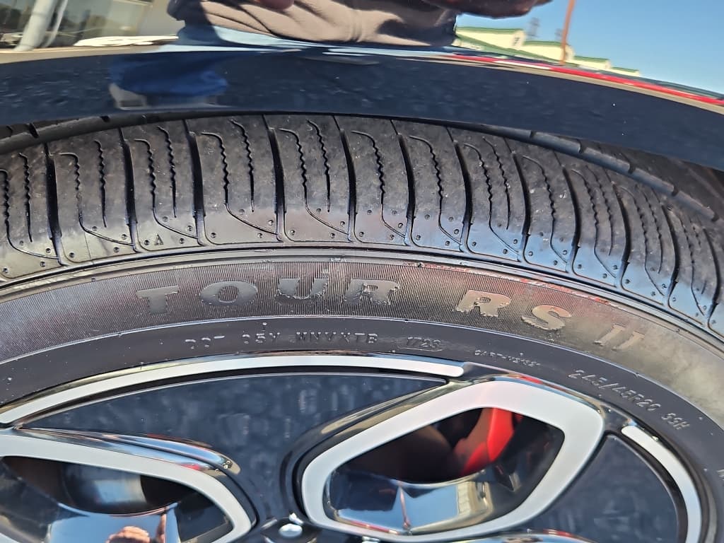 2021 Ford Mustang Mach-E view 34
