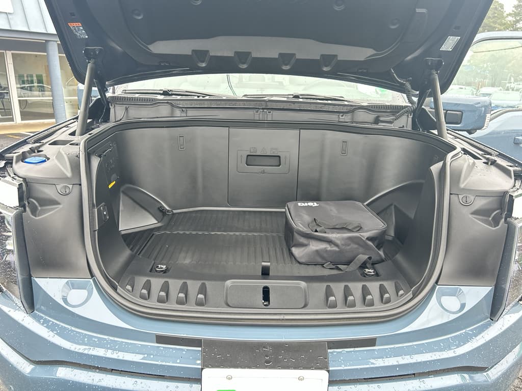 2023 Ford F-150 Lightning view 23