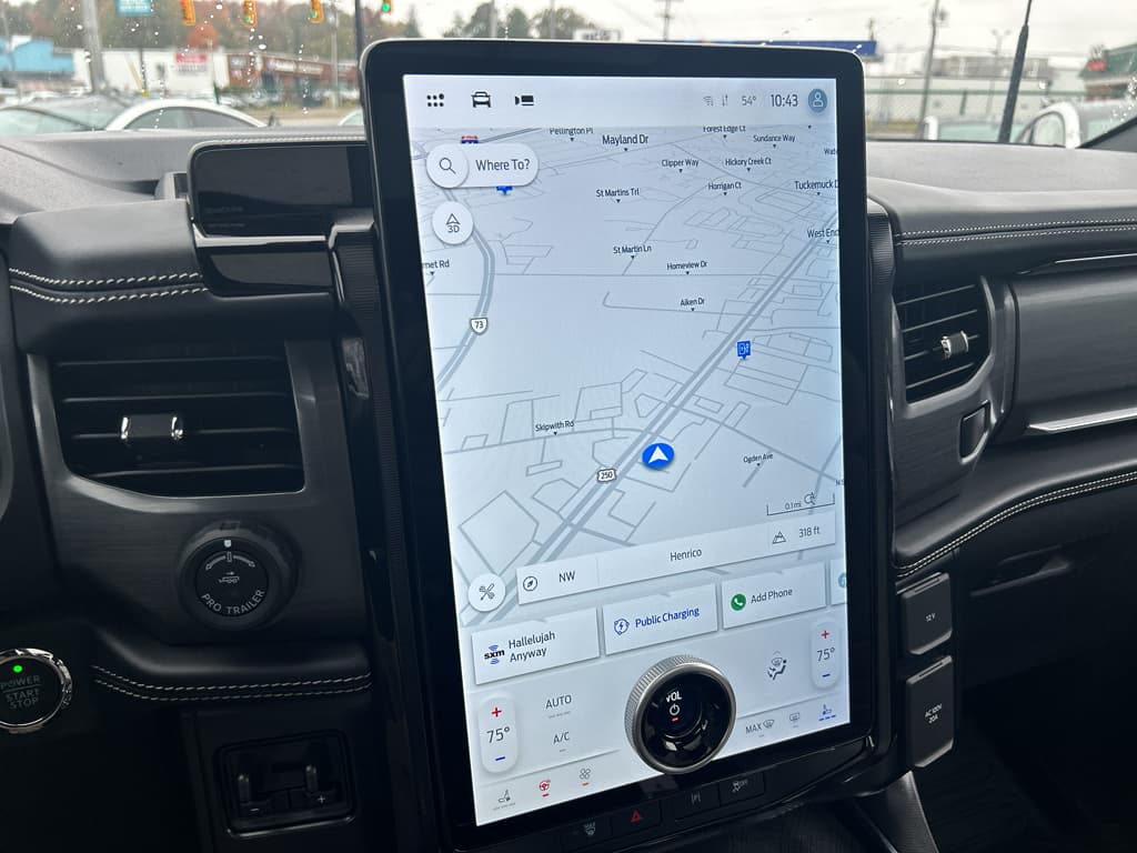 2023 Ford F-150 Lightning view 9