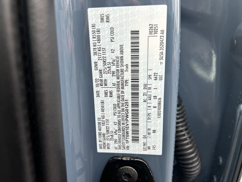 2023 Ford F-150 Lightning view 27