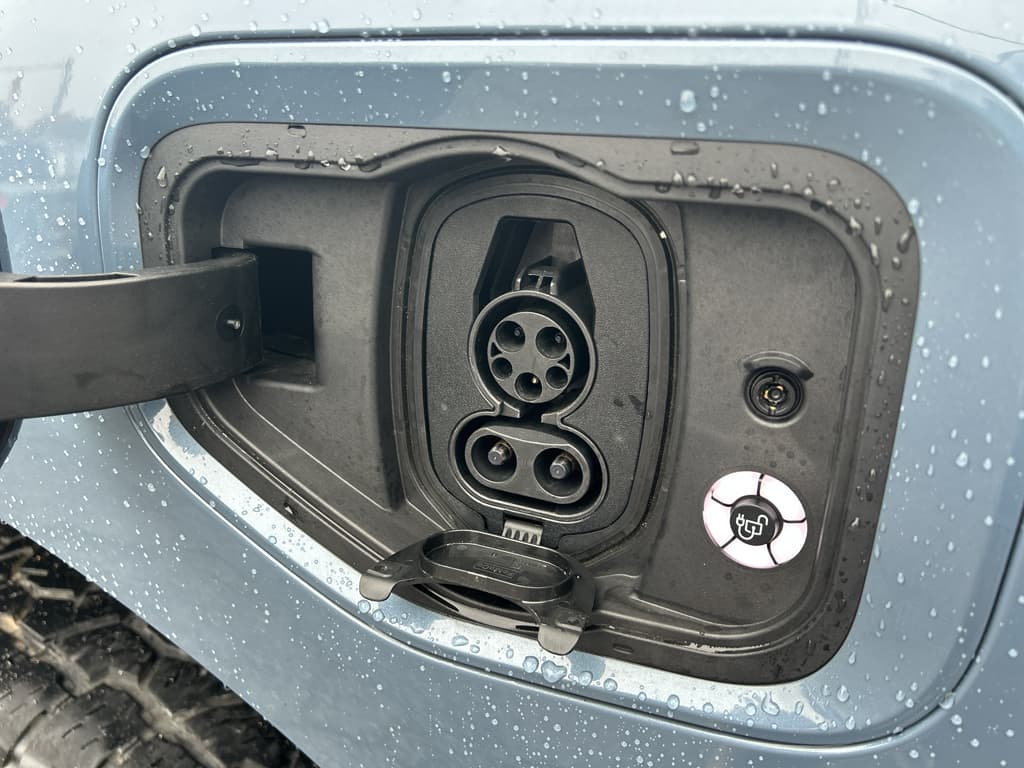 2023 Ford F-150 Lightning view 5