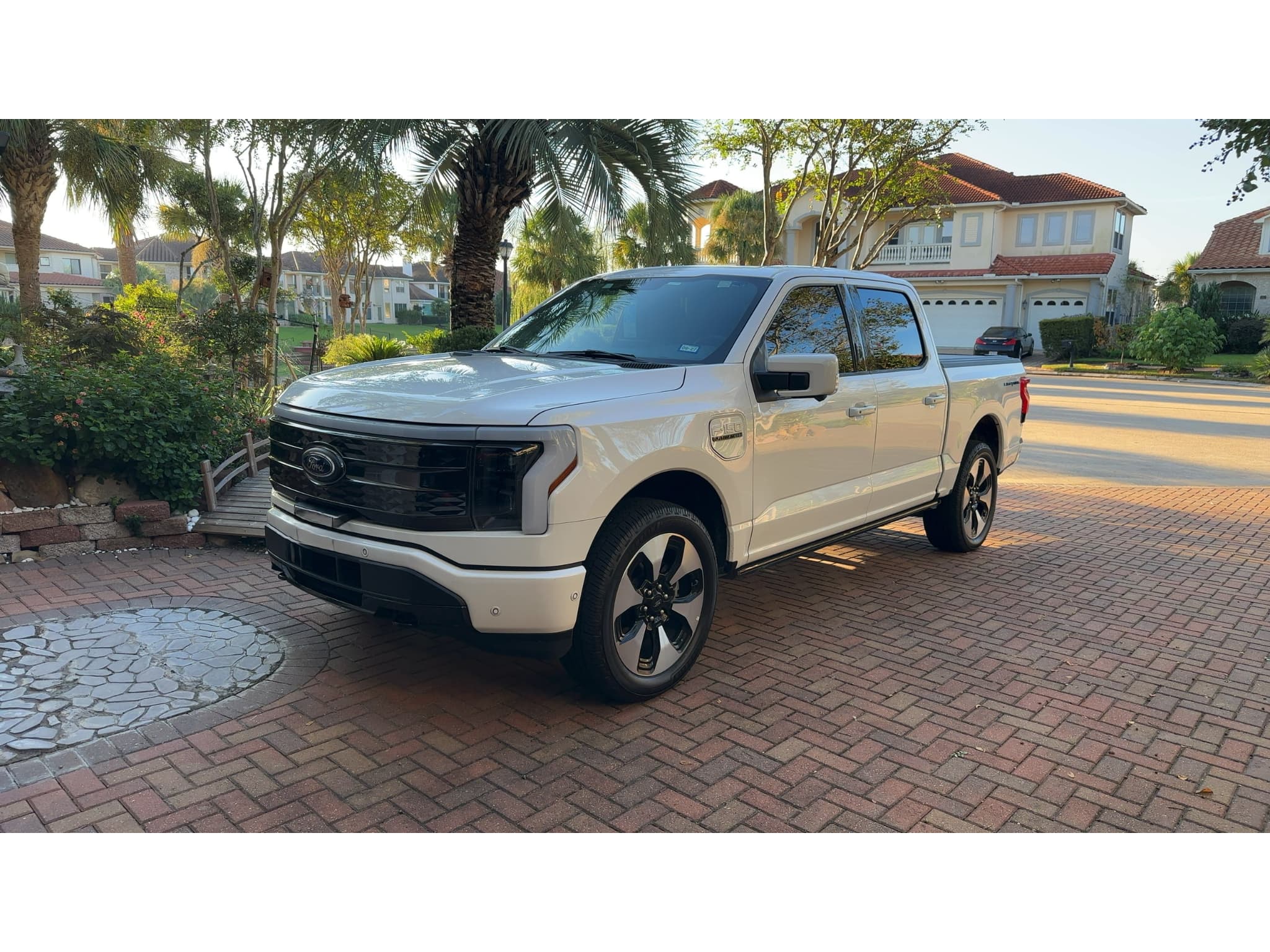 2025 Ford F-150 Lightning