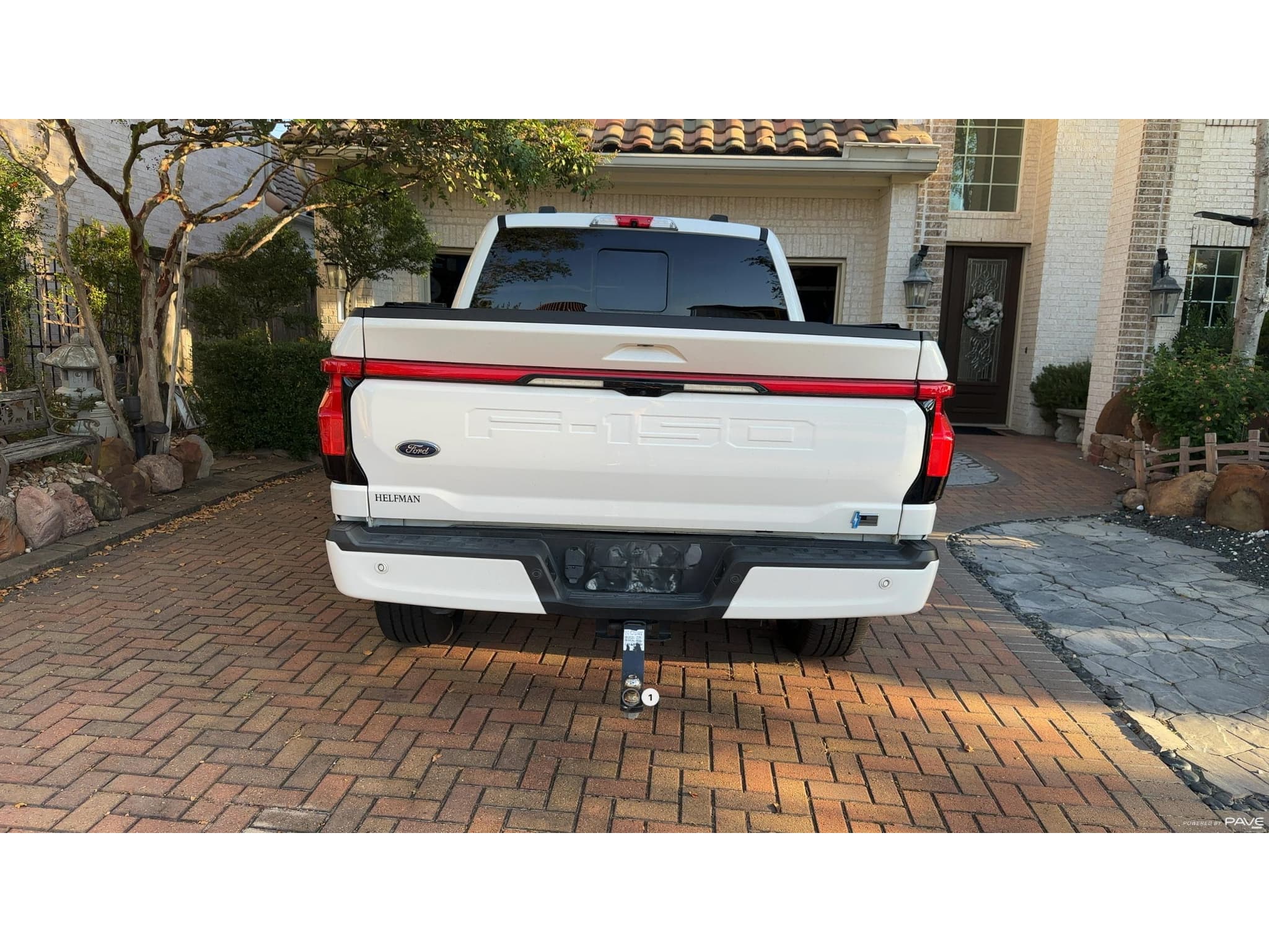 2025 Ford F-150 Lightning view 6