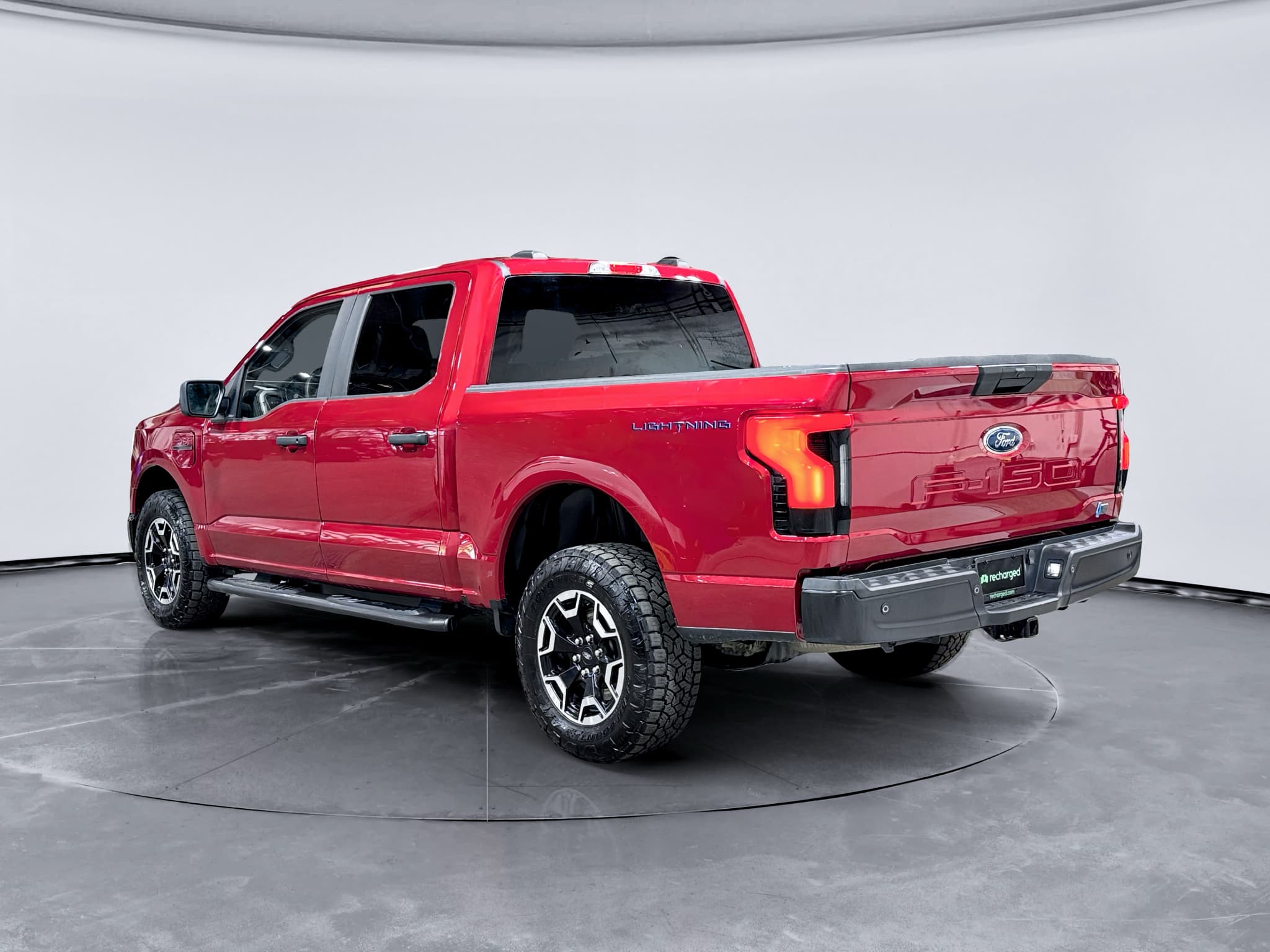 2022 Ford F-150 Lightning view 2