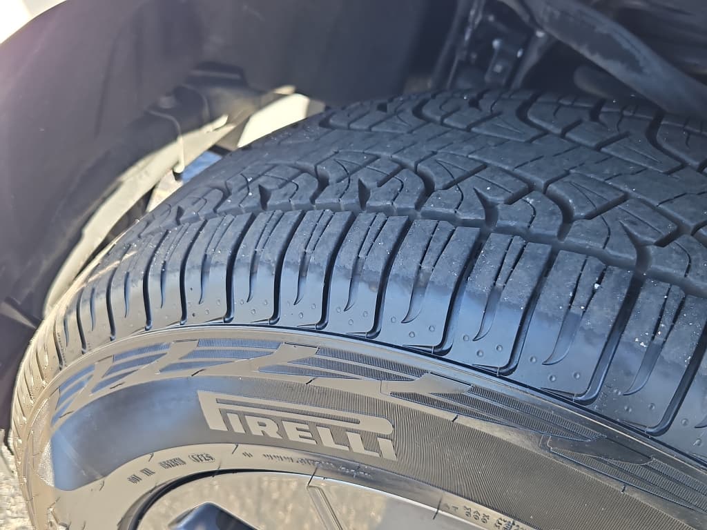 2022 Ford F-150 Lightning view 32