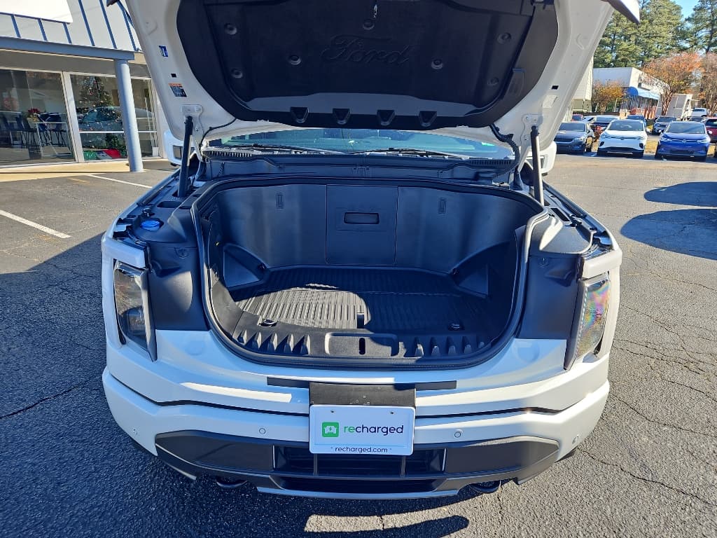 2022 Ford F-150 Lightning view 27