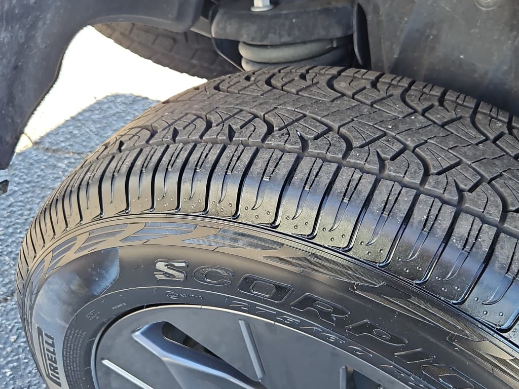 2022 Ford F-150 Lightning view 36