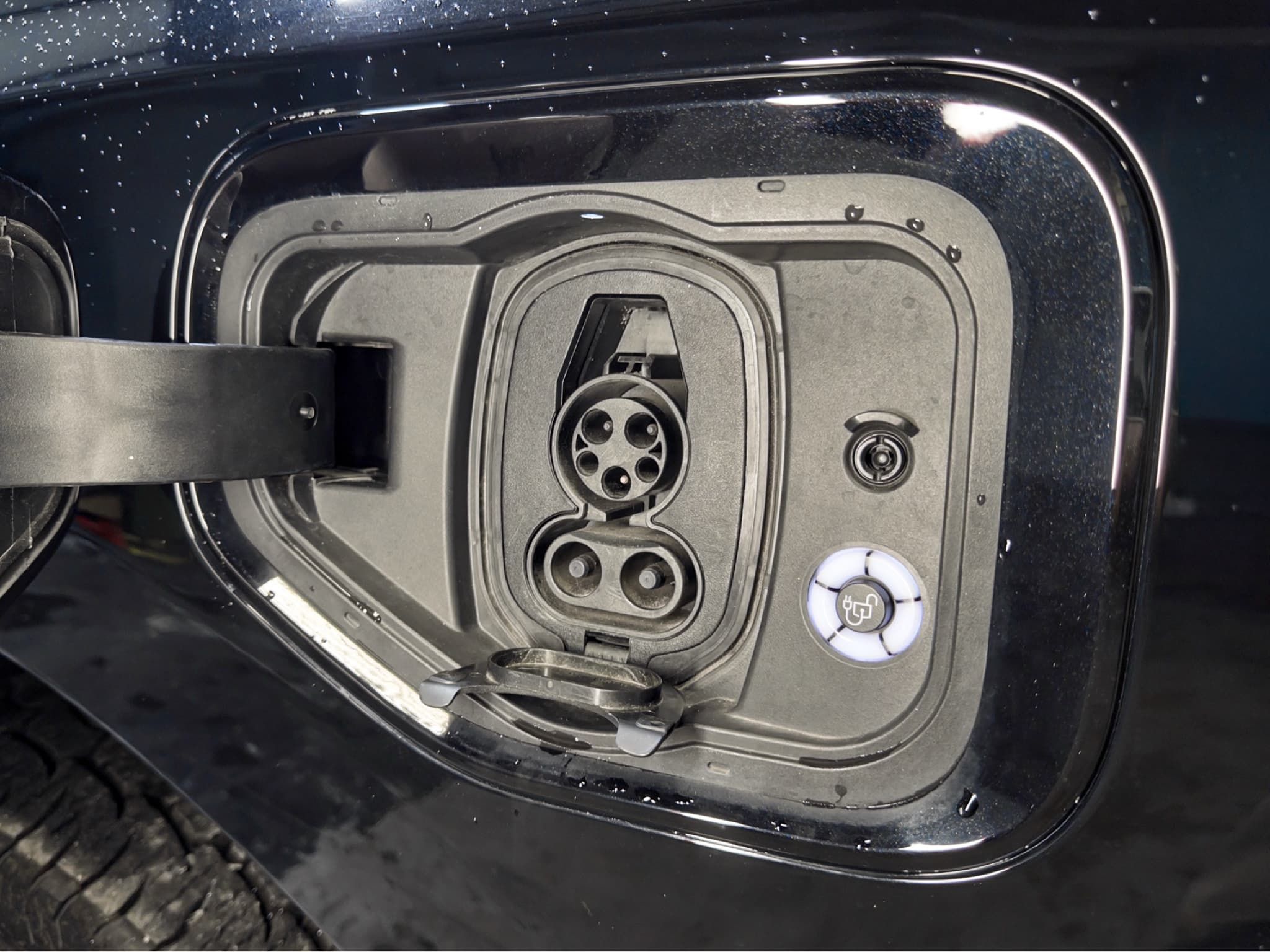 2023 Ford F-150 Lightning view 5