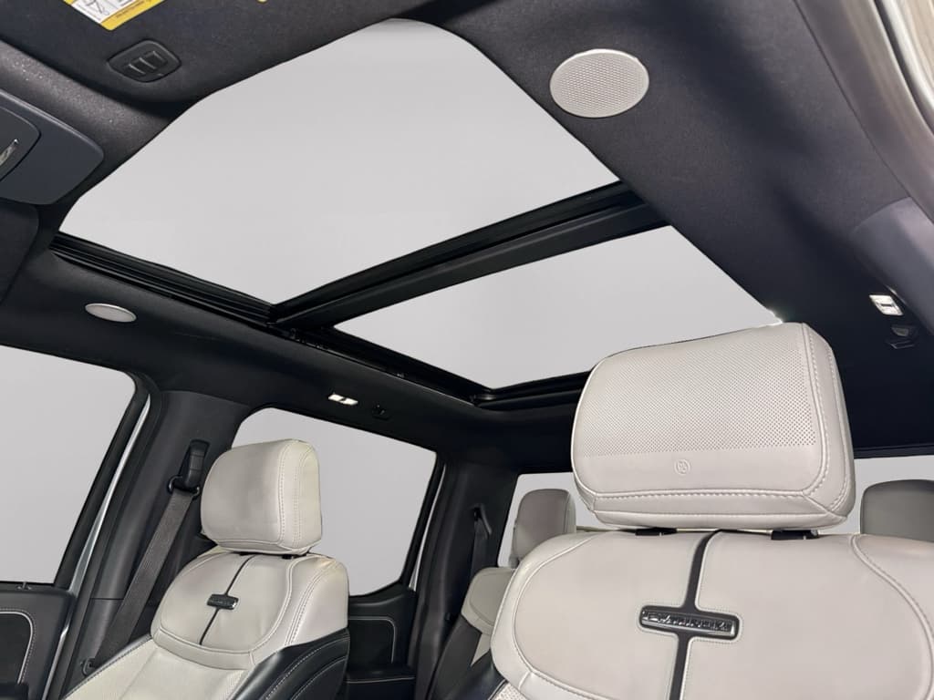 2023 Ford F-150 Lightning view 24