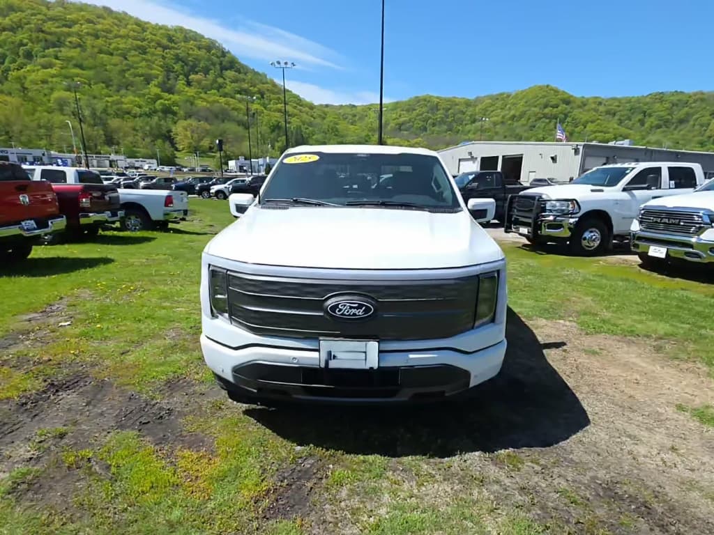 2025 Ford F-150 Lightning