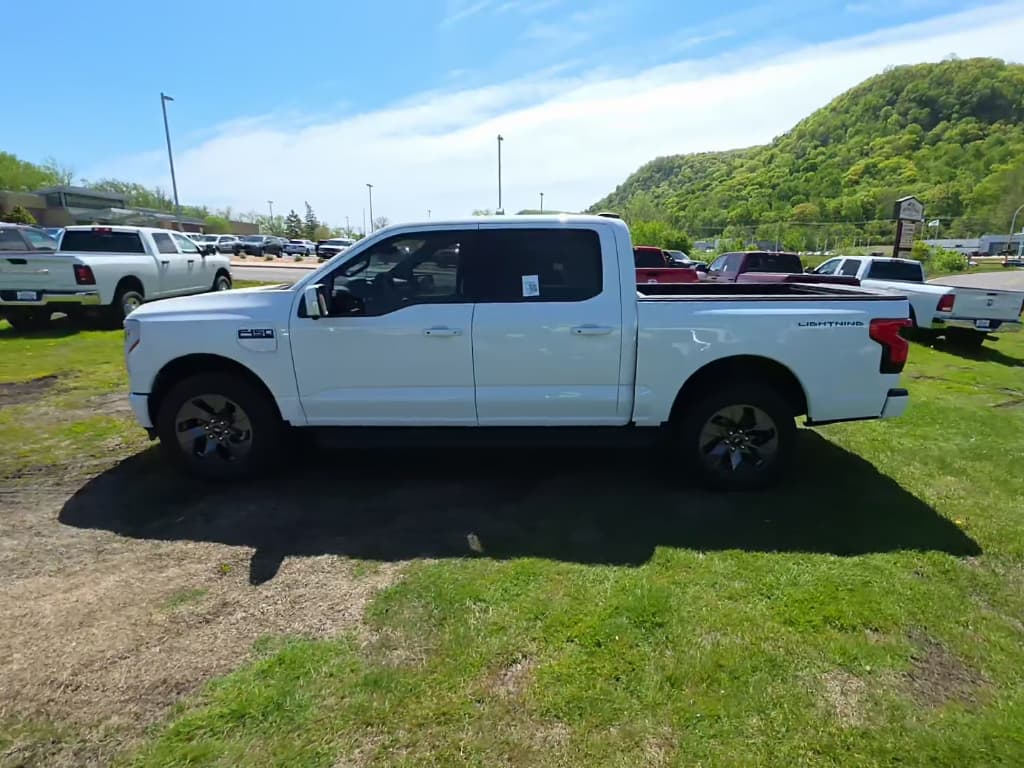 2025 Ford F-150 Lightning view 2
