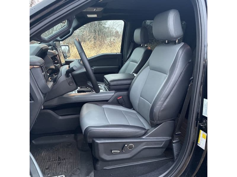 2024 Ford F-150 Lightning view 6