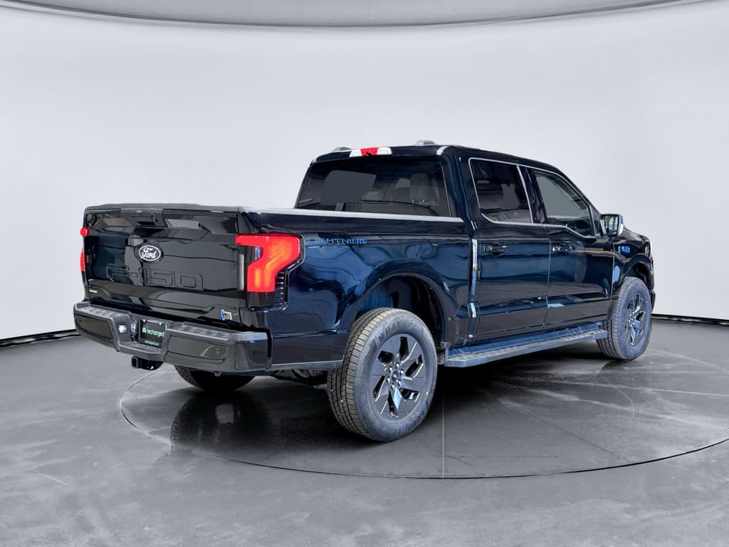 2025 Ford F-150 Lightning view 3
