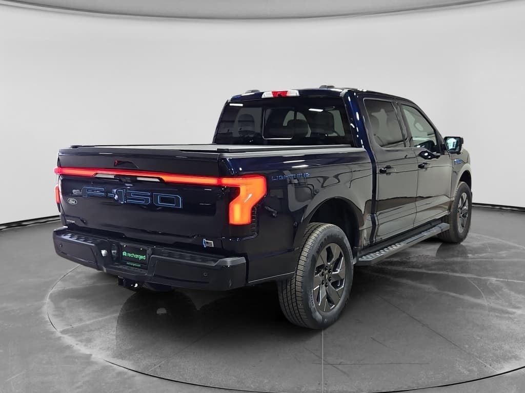 2024 Ford F-150 Lightning view 3