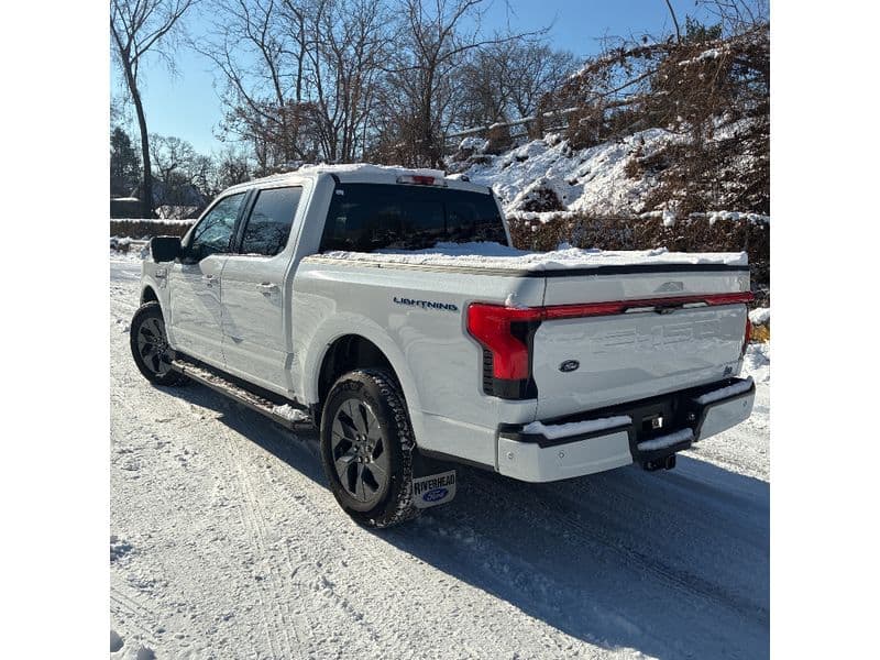 2023 Ford F-150 Lightning view 2