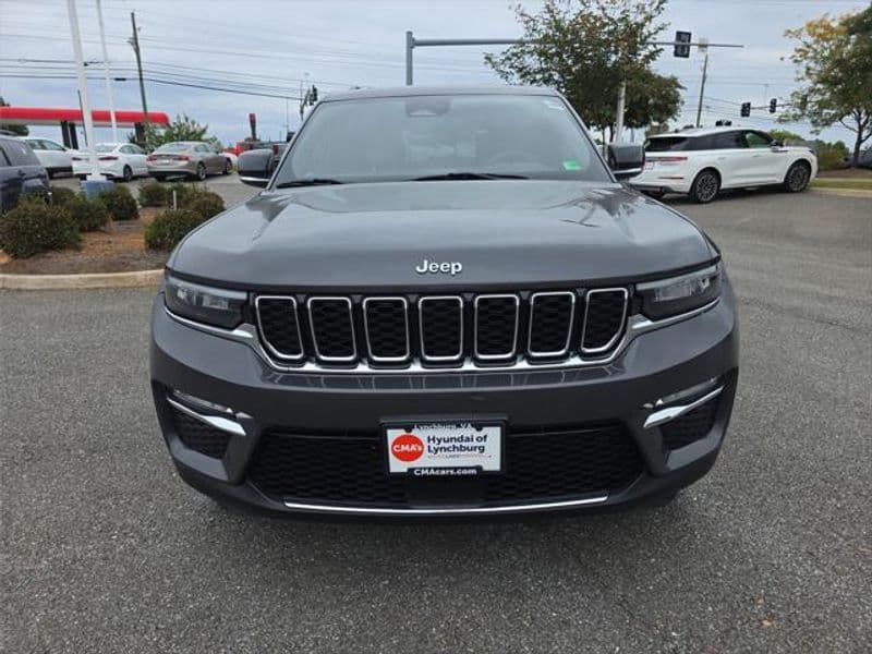 2024 Jeep Grand Cherokee 4xe view 11