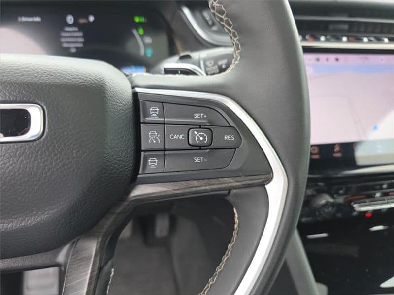 2024 Jeep Grand Cherokee 4xe view 23