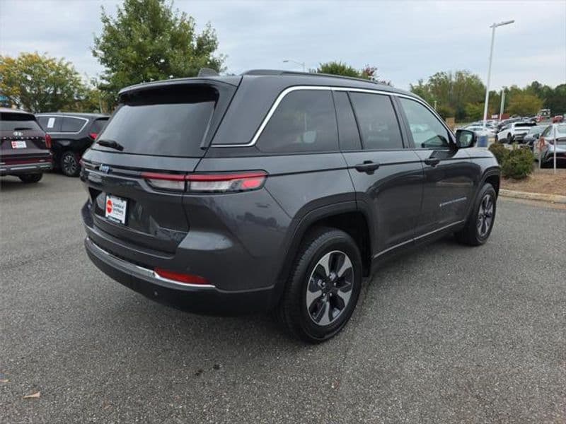 2024 Jeep Grand Cherokee 4xe view 4
