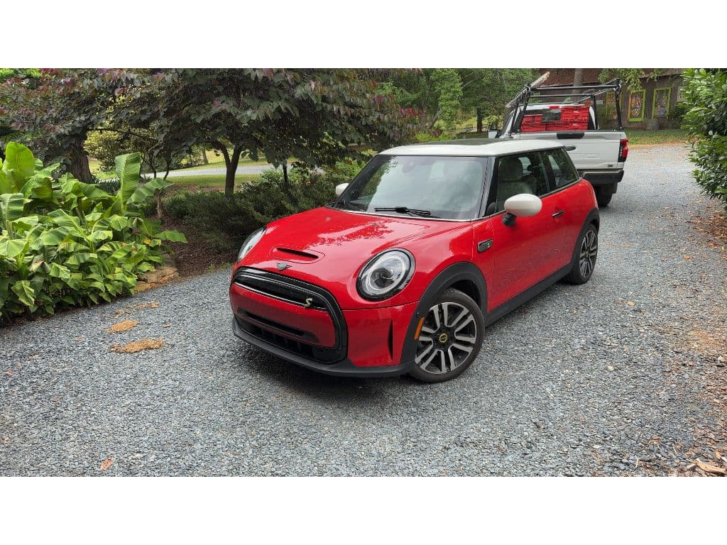 2022 MINI SE Hardtop
