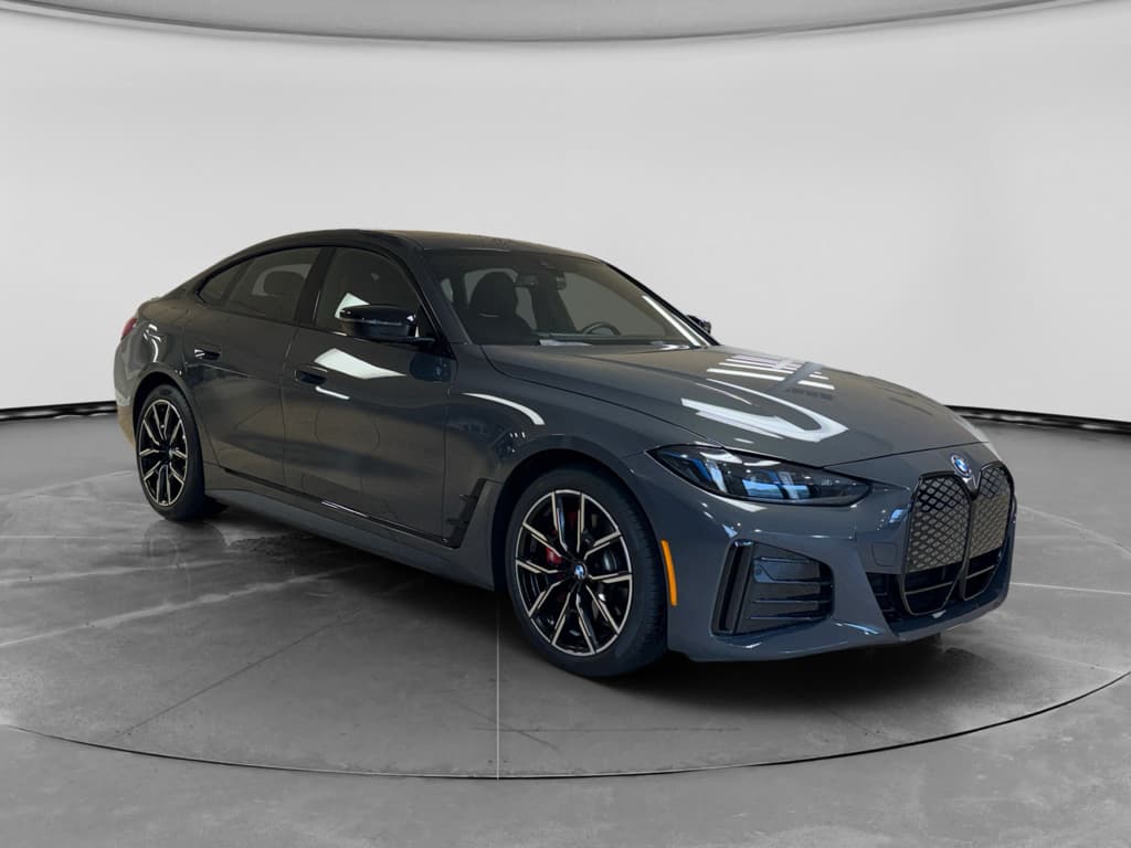 2025 BMW i4 view 4